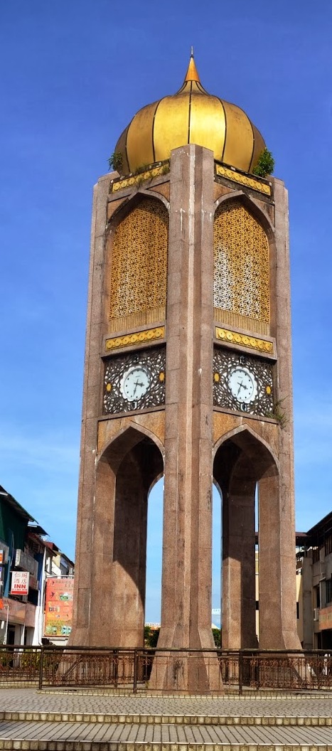 council-negeri-monument-bintulu.jpg